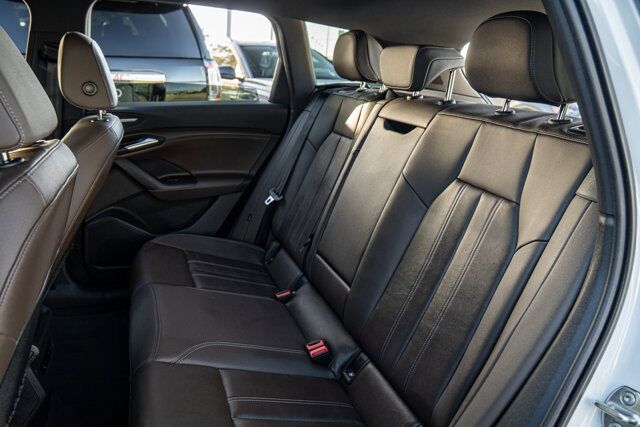 2025 Audi Q6 e-tron Premium Plus  Selma TX