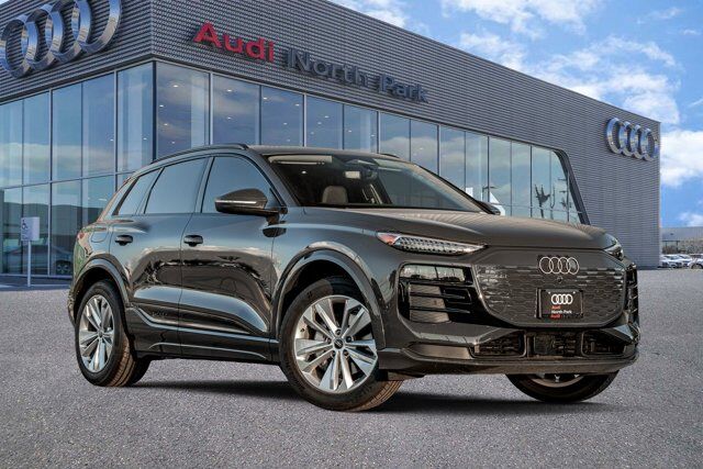 2025 Audi Q6 e-tron Premium Plus