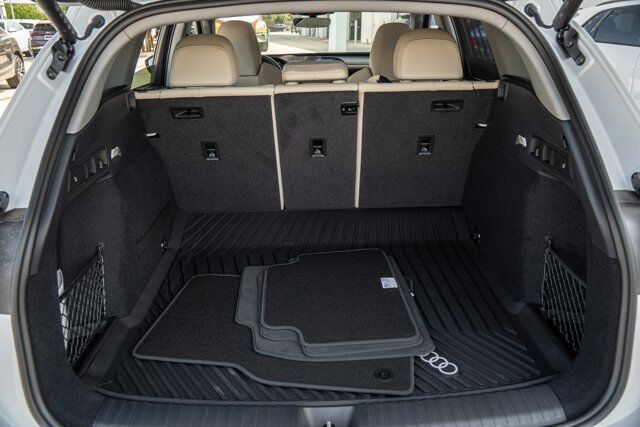 2025 Audi Q6 e-tron Premium Plus  Selma TX