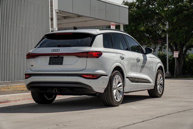 2025 Audi Q6 e-tron Premium Plus  Selma TX