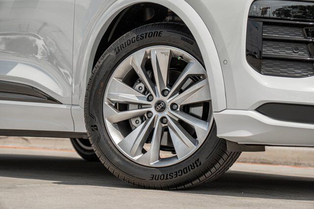 2025 Audi Q6 e-tron Premium Plus