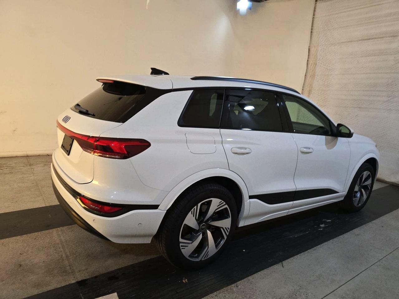 2025 Audi Q6 e-tron Premium Plus quattro Adaptive Cruise Head-Up Display Portland OR