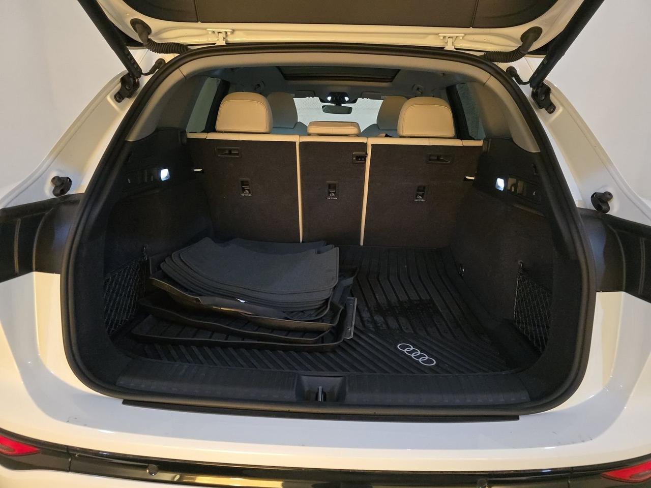 2025 Audi Q6 e-tron Premium Plus quattro Adaptive Cruise Head-Up Display Portland OR