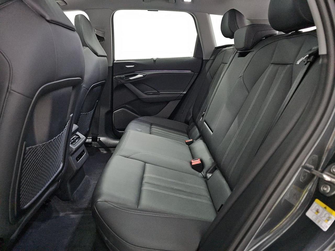 2025 Audi Q6 e-tron Premium Plus quattro Adaptive Cruise Head-Up Display Portland OR