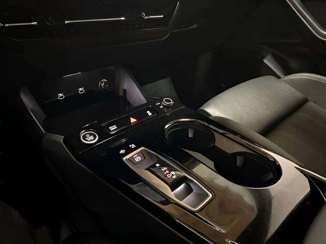 2025 Audi Q6 e-tron Premium Plus quattro Dallas TX