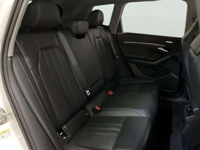 2025 Audi Q6 e-tron Premium Plus quattro Dallas TX
