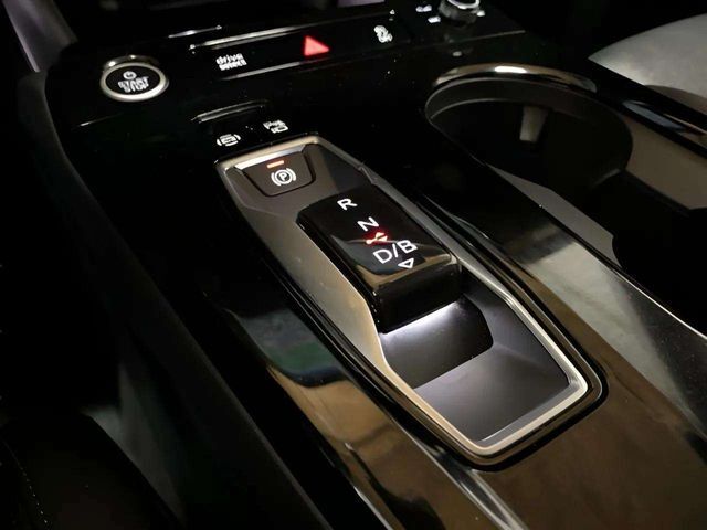 2025 Audi Q6 e-tron Premium Plus quattro Dallas TX