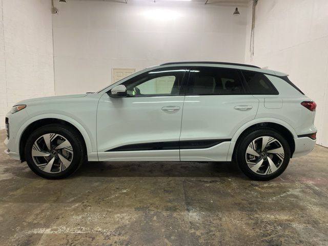2025 Audi Q6 e-tron Premium Plus quattro