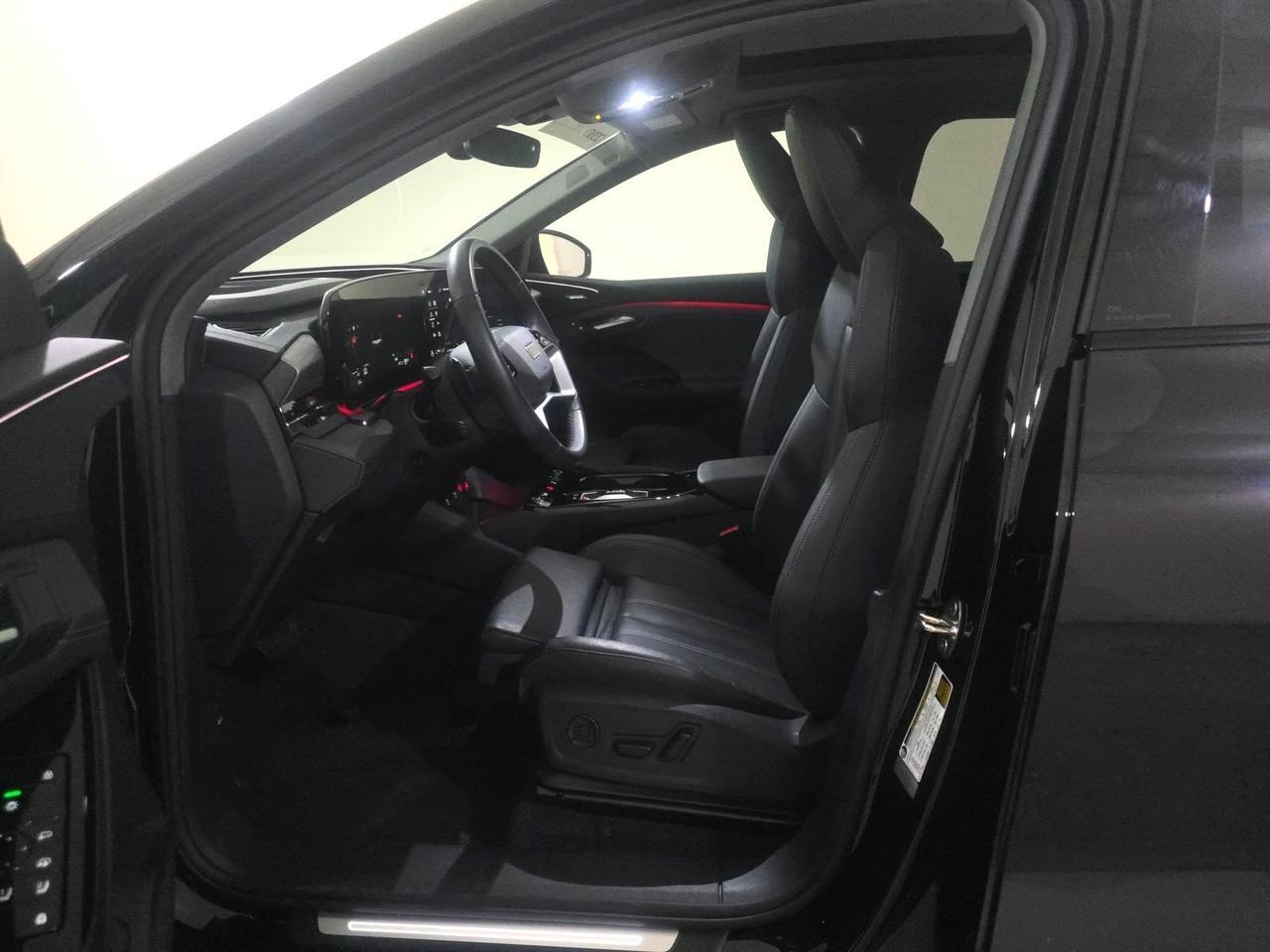 2025 Audi Q6 e-tron Premium Plus quattro Head-Up Display Adaptive Cruise Portland OR