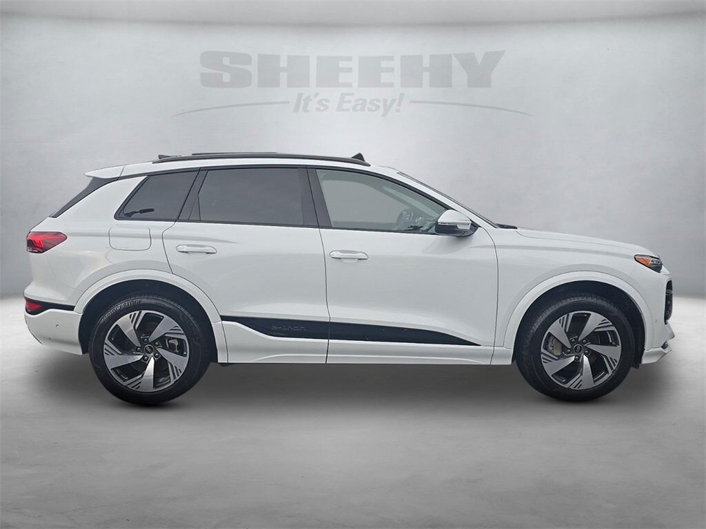 2025 Audi Q6 e-tron Premium Plus