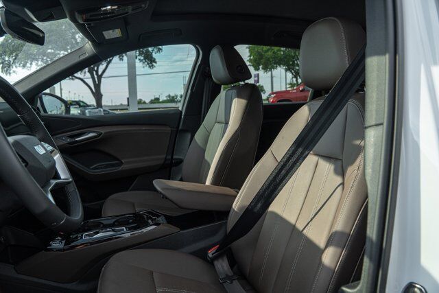 2025 Audi Q6 e-tron Premium  Selma TX