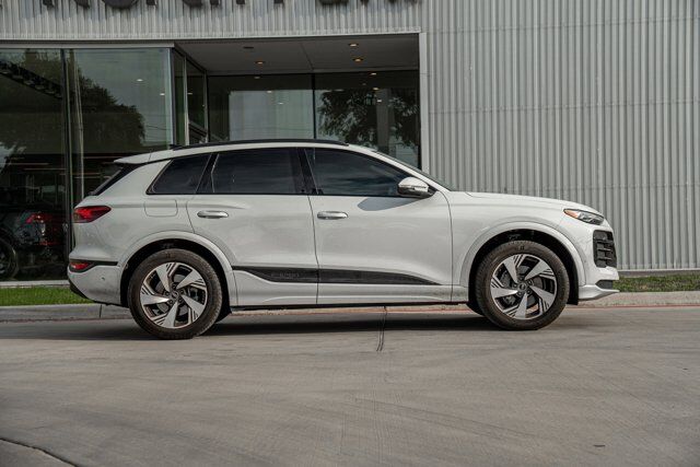 2025 Audi Q6 e-tron Premium  Selma TX