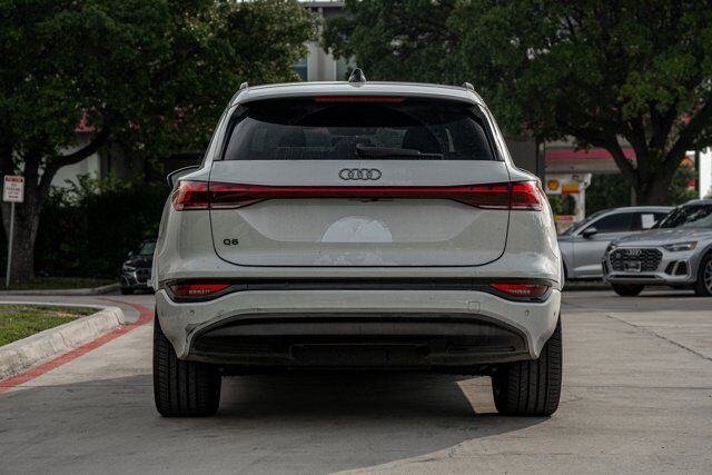2025 Audi Q6 e-tron Premium  Selma TX