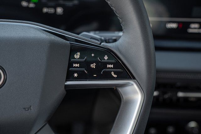 2025 Audi Q6 e-tron Premium  Selma TX