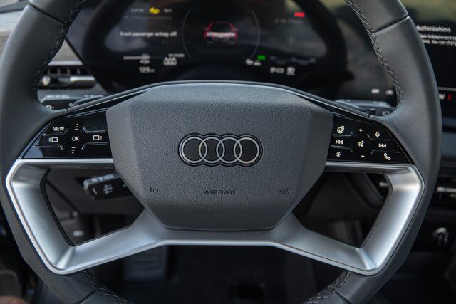 2025 Audi Q6 e-tron Premium  Selma TX