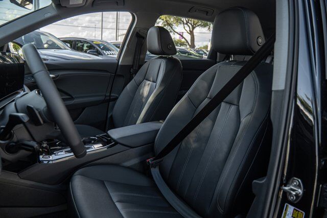 2025 Audi Q6 e-tron Premium  Selma TX