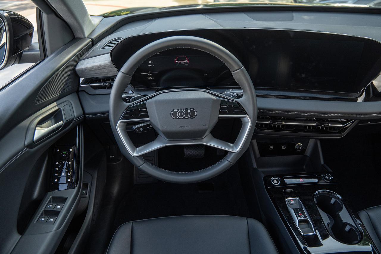 2025 Audi Q6 e-tron Premium  Selma TX