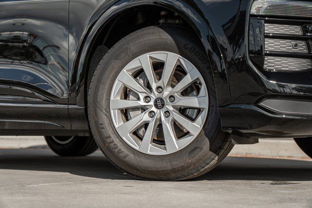 2025 Audi Q6 e-tron Premium