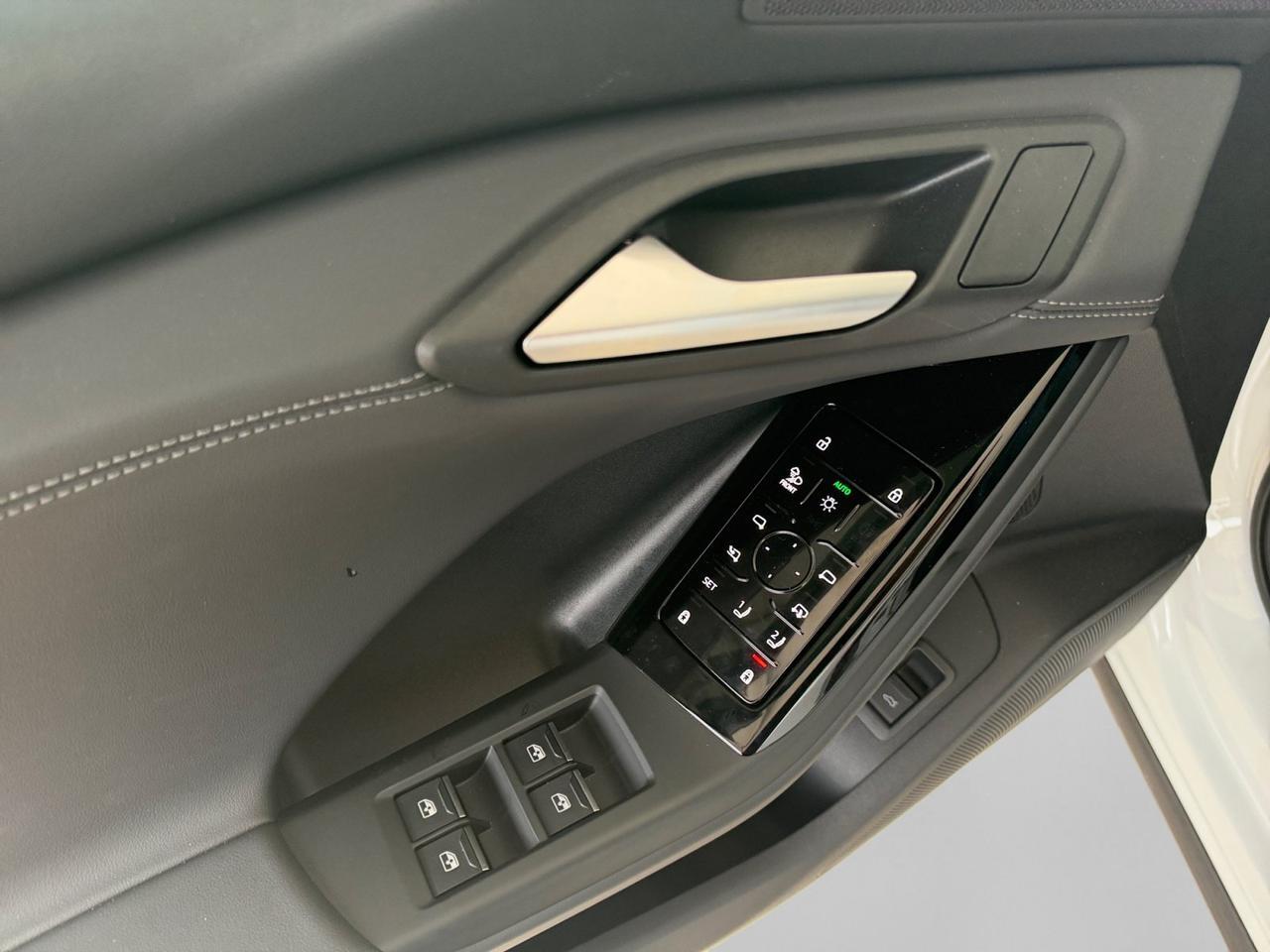2025 Audi Q6 e-tron Prestige  Selma TX