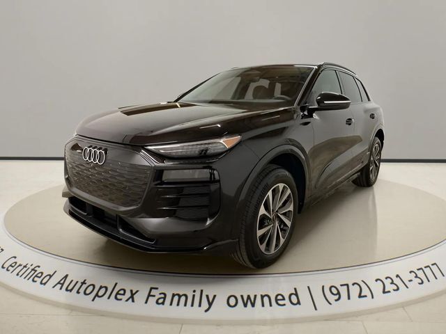 2025 Audi Q6 e-tron Prestige quattro