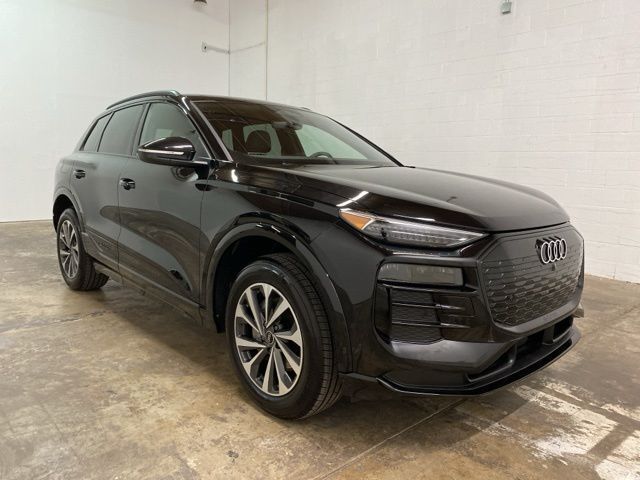 2025 Audi Q6 e-tron Prestige quattro