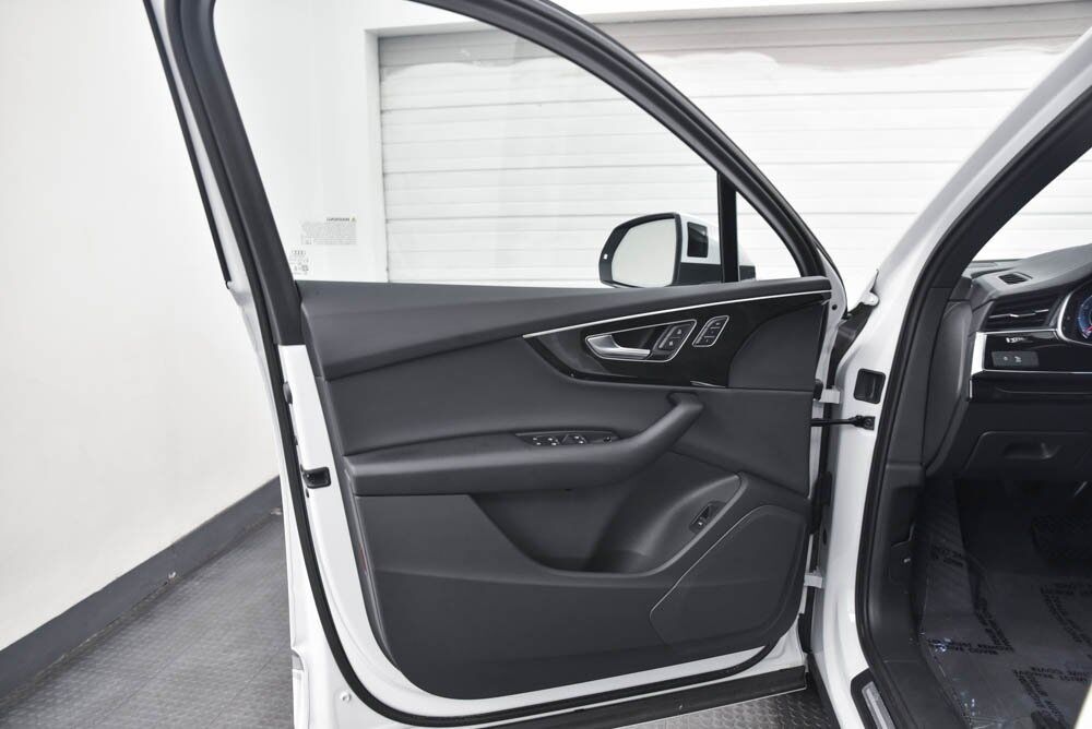 2025 Audi Q7 55 Premium AKRON OH