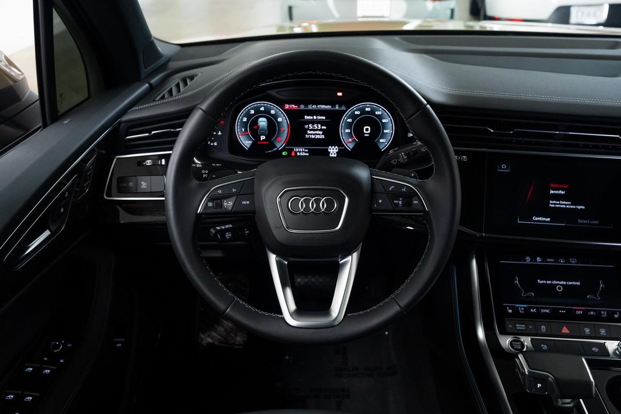 2025 Audi Q7 55 Premium Plus 1 Owner Black Optic Package Executive Package Portland OR