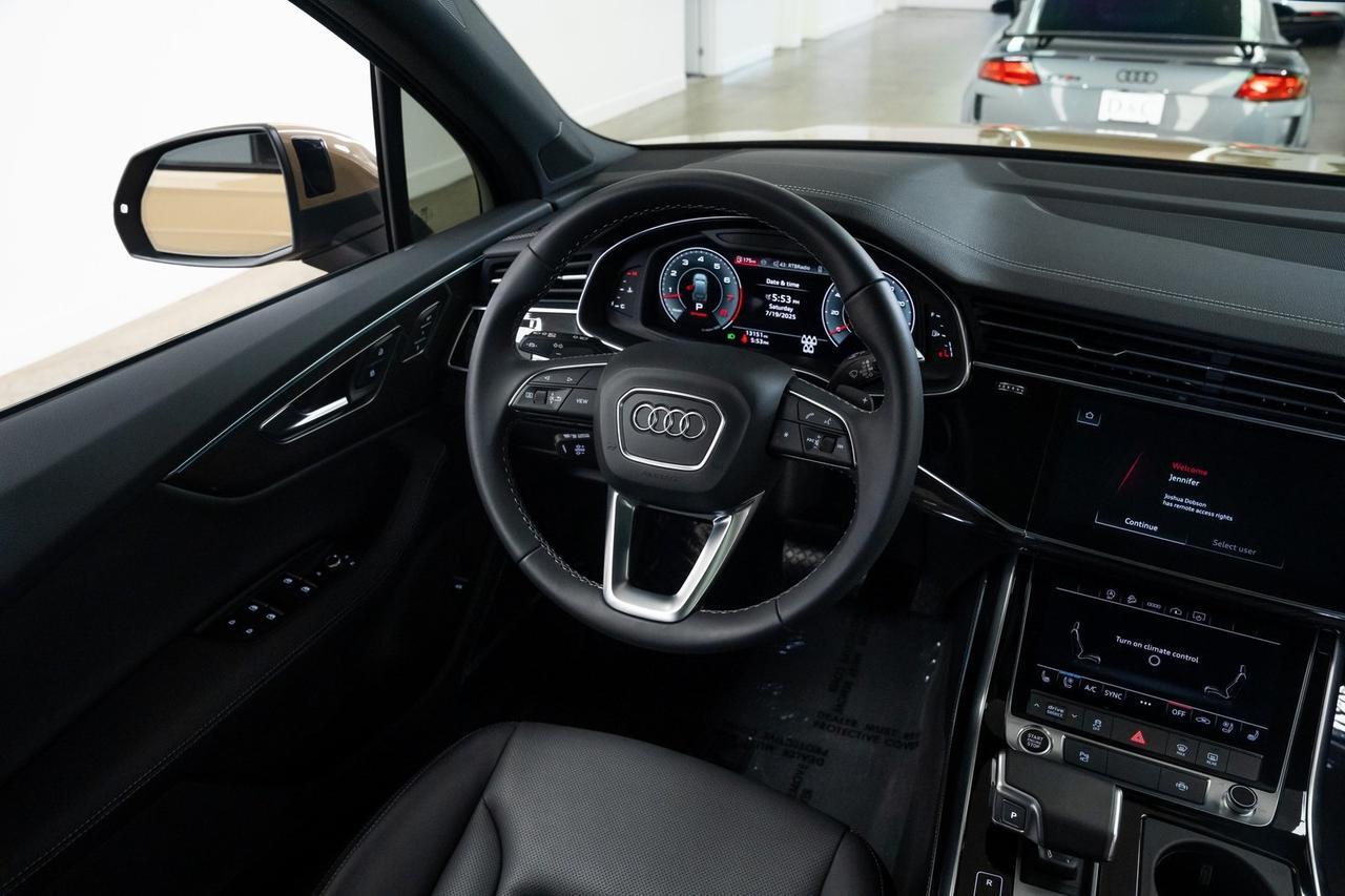 2025 Audi Q7 55 Premium Plus 1 Owner Black Optic Package Executive Package Portland OR