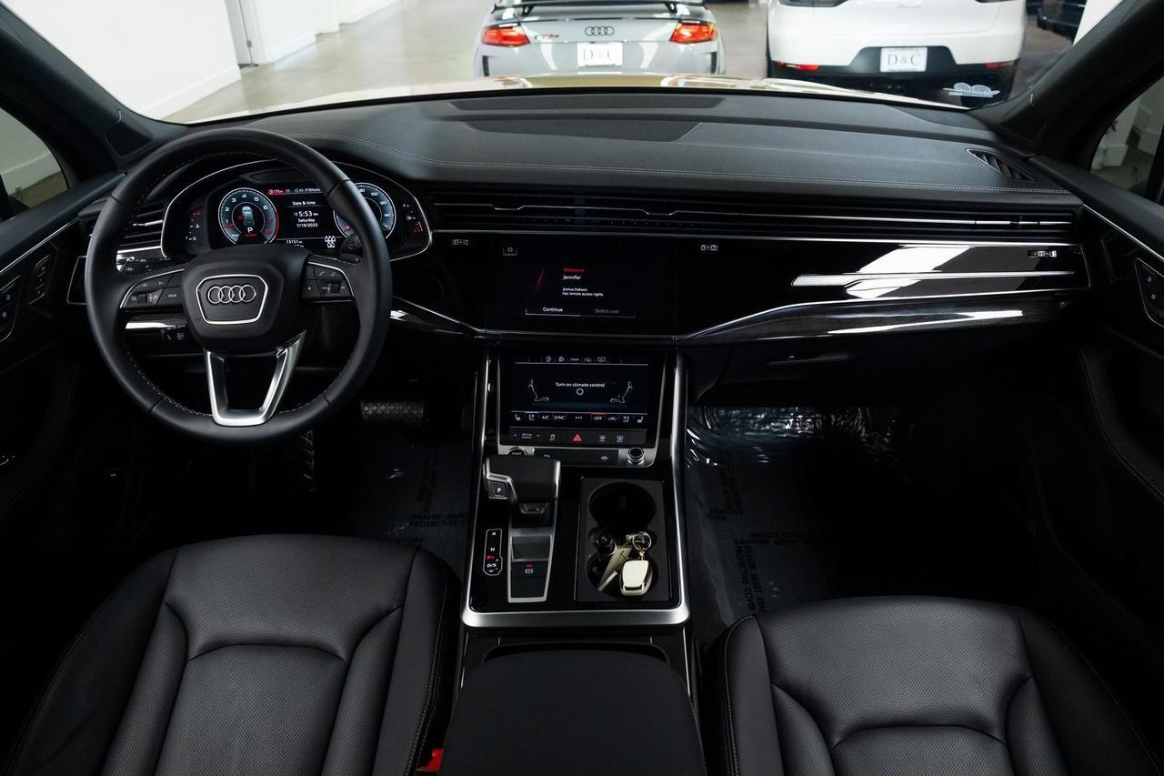 2025 Audi Q7 55 Premium Plus 1 Owner Black Optic Package Executive Package Portland OR