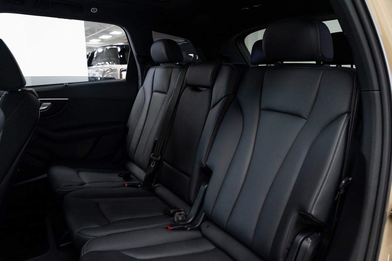 2025 Audi Q7 55 Premium Plus 1 Owner Black Optic Package Executive Package Portland OR