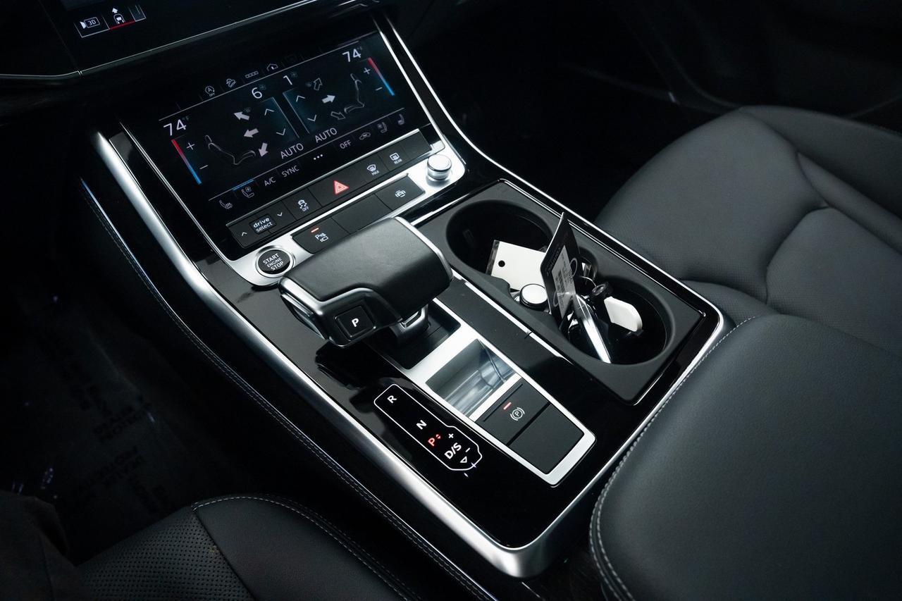 2025 Audi Q7 55 Premium Plus 1 Owner Vented Seats Executive Package Portland OR