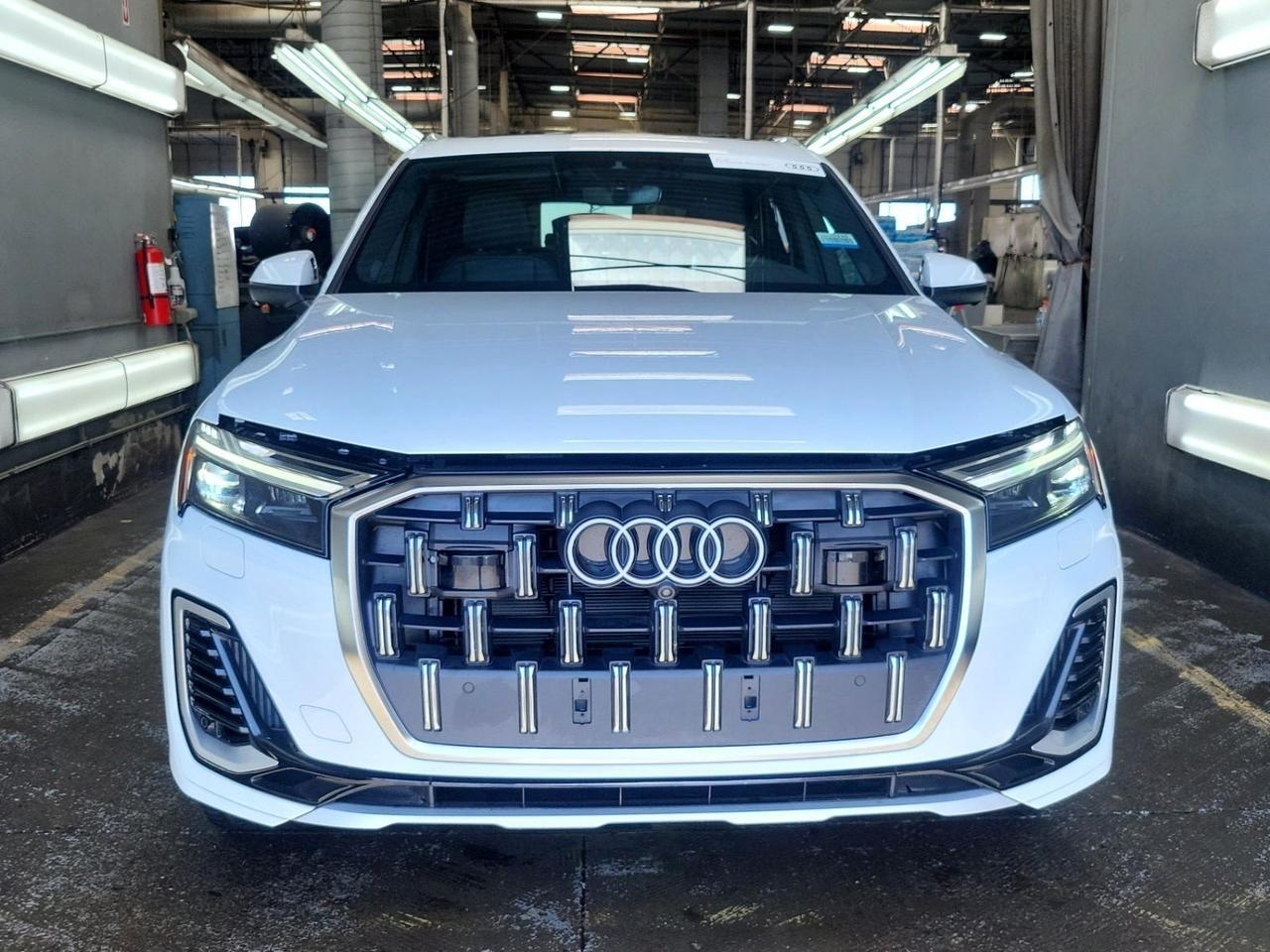 2025 Audi Q7 55 Premium Plus 1 Owner Vented Seats Executive Package Portland OR