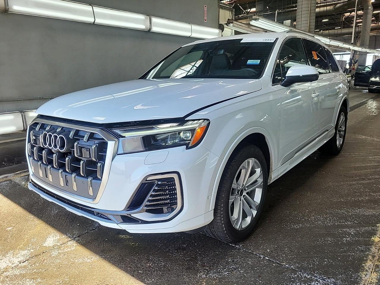 2025 Audi Q7 55 Premium Plus 1 Owner Vented Seats Executive Package Portland OR