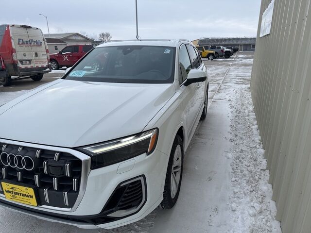2025 Audi Q7 55 Premium Plus Watertown SD