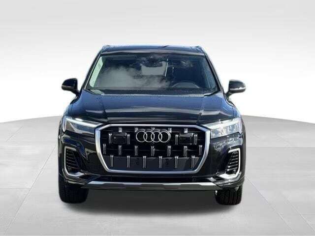 2025 Audi Q7 55 Prestige Orange MA