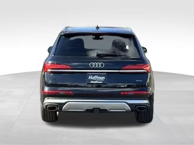 2025 Audi Q7 55 Prestige Orange MA