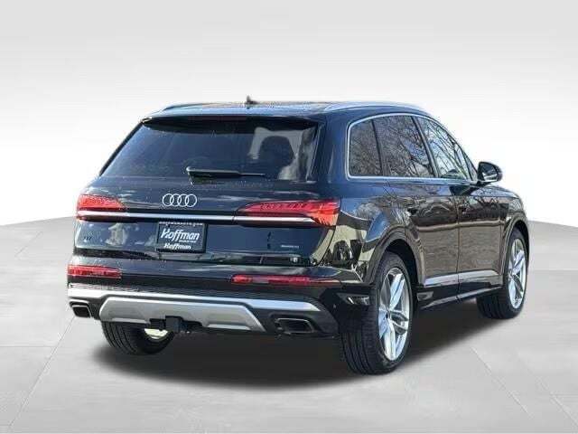 2025 Audi Q7 55 Prestige Orange MA