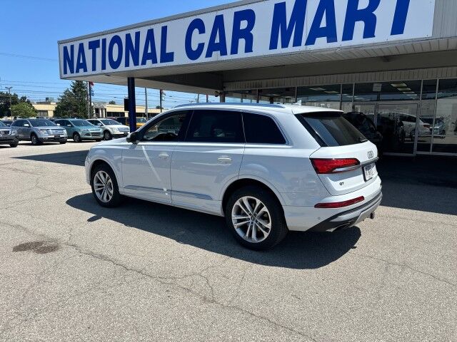 2025 Audi Q7 Premium Plus