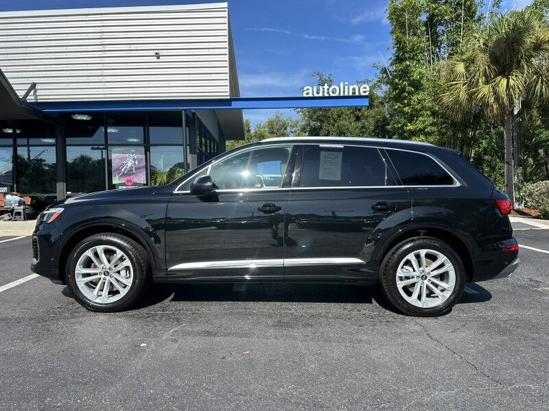 2025 Audi Q7 Premium Plus