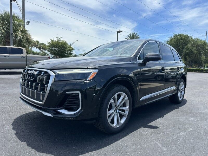2025 Audi Q7 Premium Plus