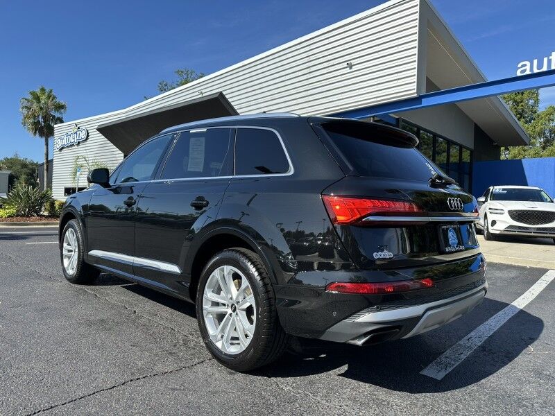 2025 Audi Q7 Premium Plus