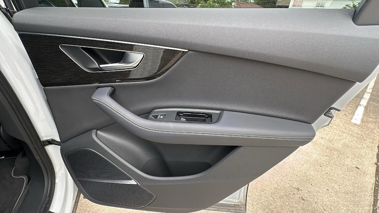 2025 Audi Q7 Premium Plus  Selma TX