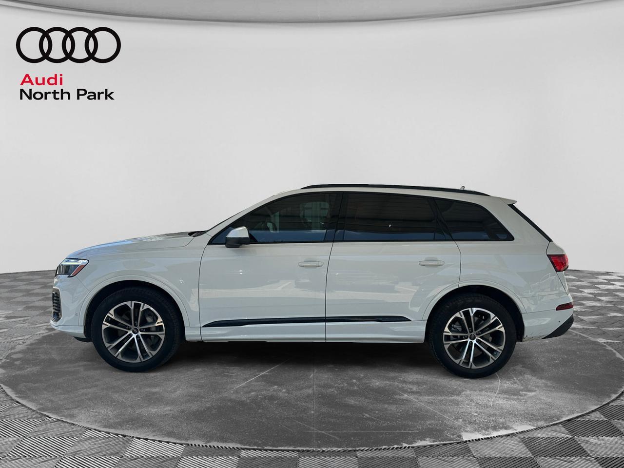 2025 Audi Q7 Premium Plus