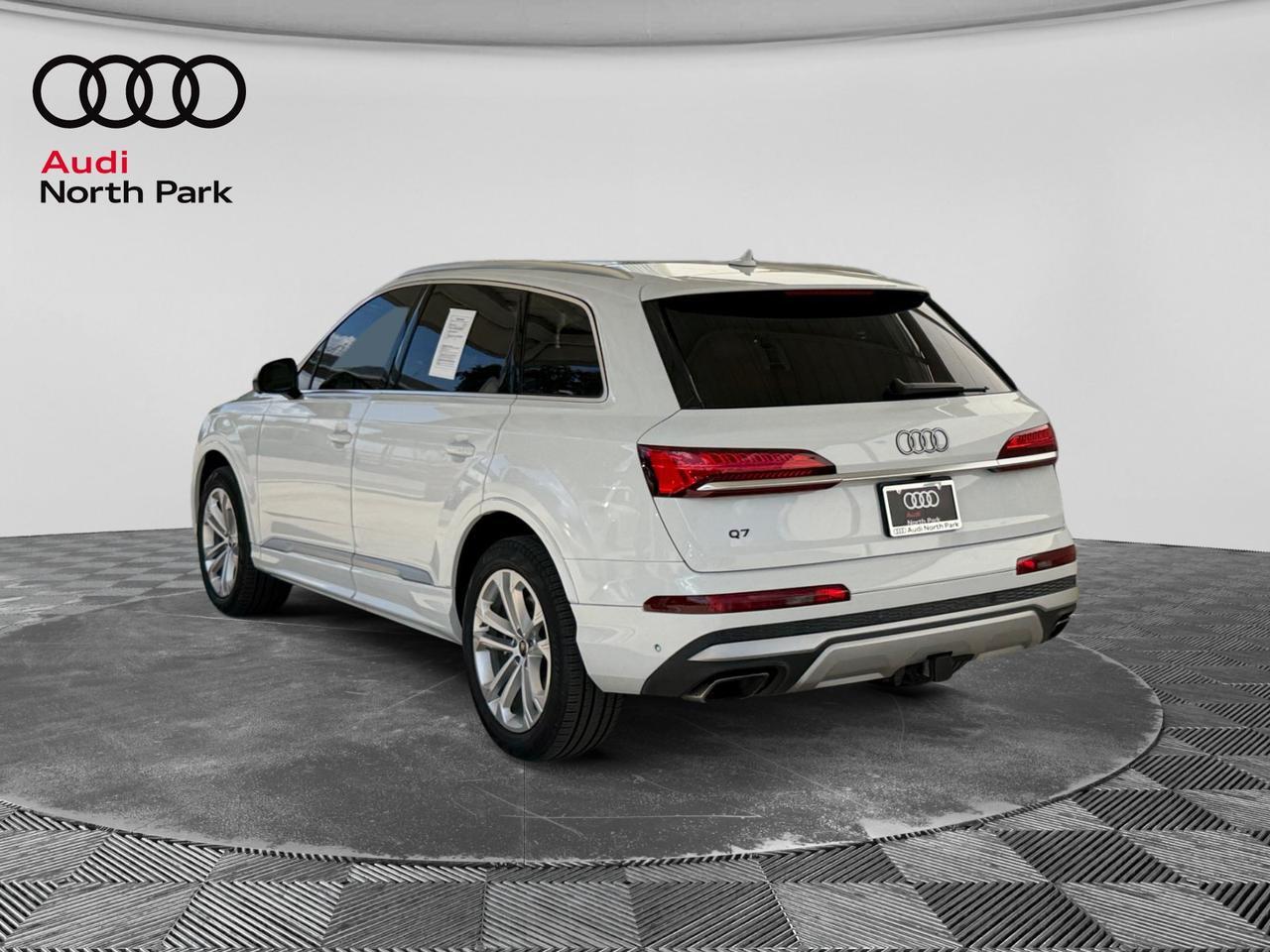 2025 Audi Q7 Premium Plus