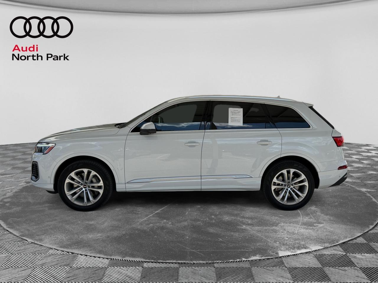 2025 Audi Q7 Premium Plus
