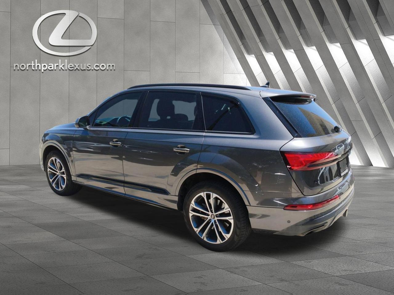 2025 Audi Q7 Premium Plus