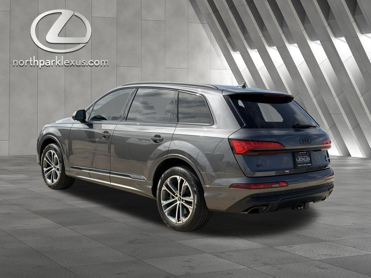 2025 Audi Q7 Premium Plus
