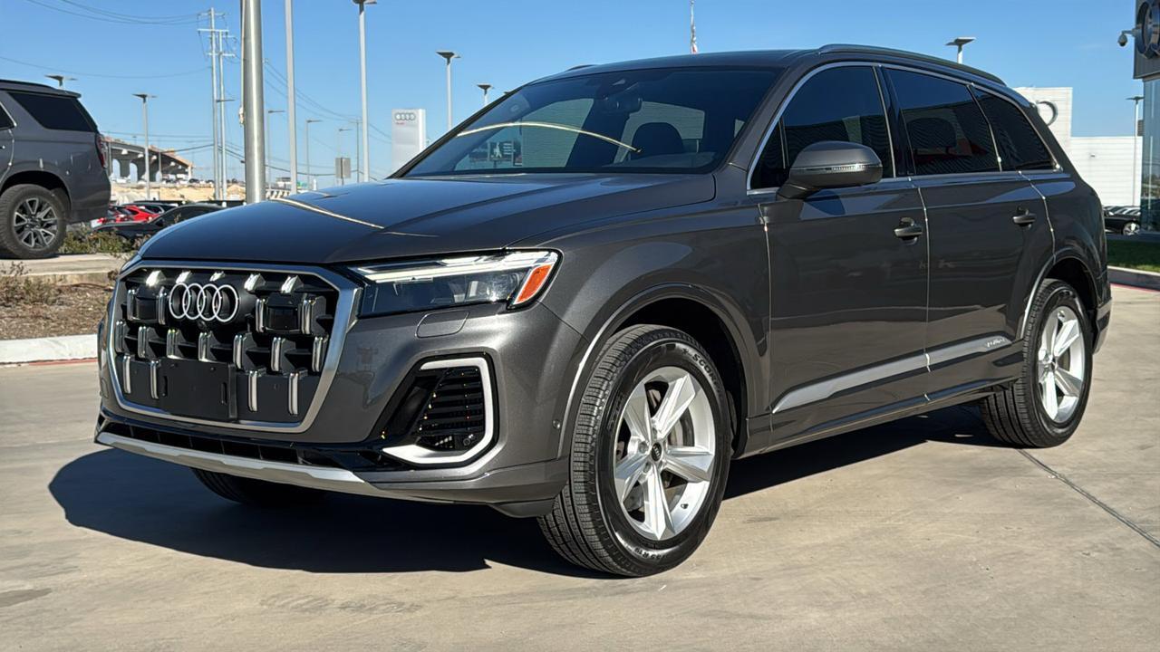 2025 Audi Q7 Premium