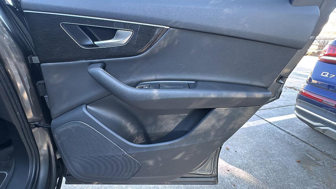 2025 Audi Q7 Premium  Selma TX