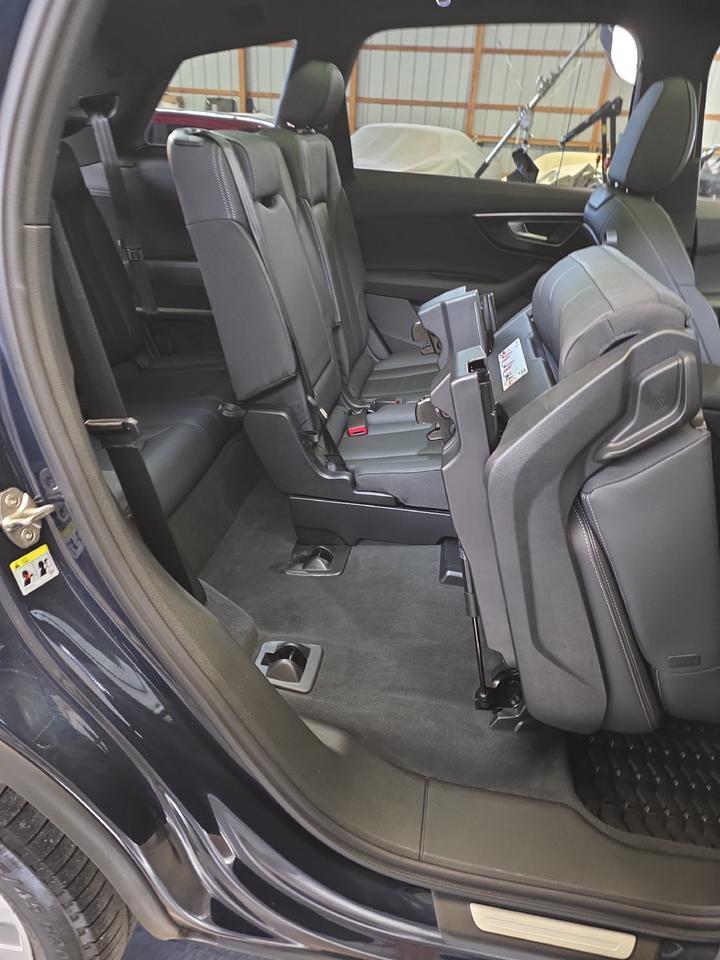 2025 Audi Q7 Premium Sand Lake NY